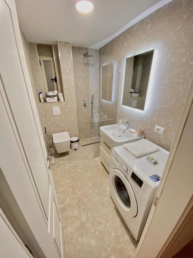 Jolie Center Apartment Tirana Zewnętrze zdjęcie