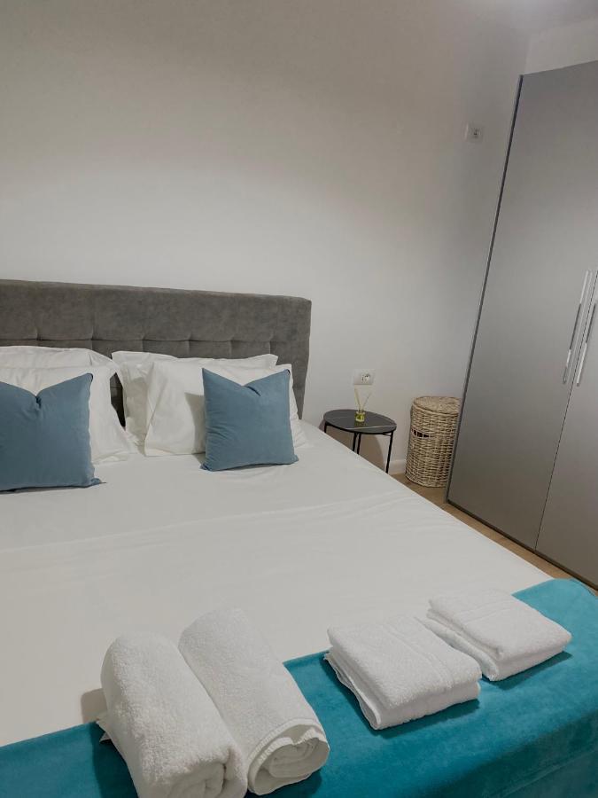 Jolie Center Apartment Tirana Zewnętrze zdjęcie